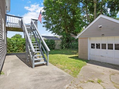 719 Queen St, Bridgeport CT  06606-3379 exterior