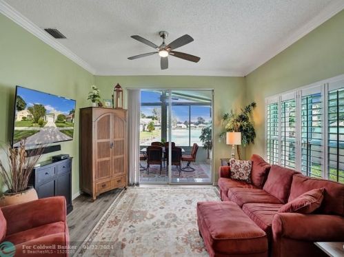 7725 Mansfield Hollow Rd, Delray Beach FL  33446-3375 exterior