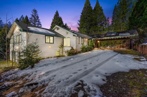 5220 Belford Estates Rd, Pacific House, CA 95726-9452