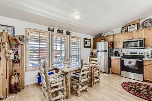 34114 14th St, Phoenix AZ 85085-9294 exterior