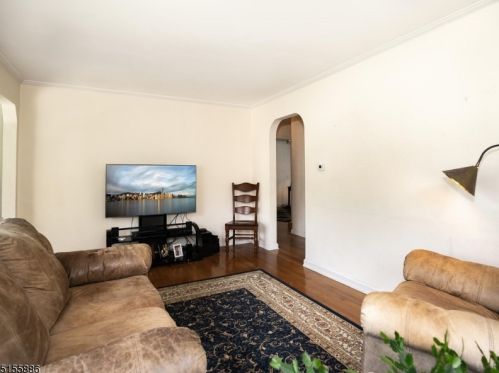 232 Myrtle Ave, Westfield NJ  07090-1516 exterior