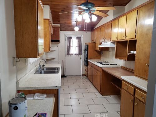 44238 Carolside Ave, Lancaster CA  93535-3531 exterior