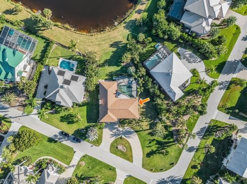 1224 Kittiwake Cir, Sanibel FL  33957-3608 exterior