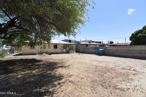 5816 7 St, Phoenix AZ 85006-1046 exterior