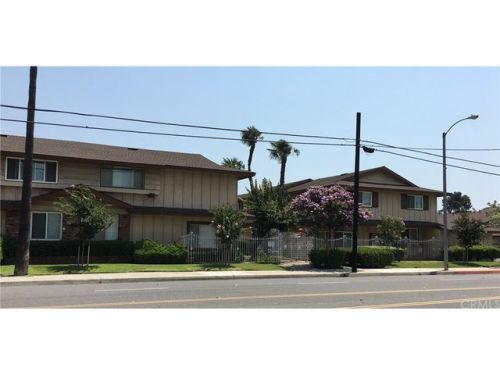 8300 Lexington Rd, Downey CA  90241-2661 exterior