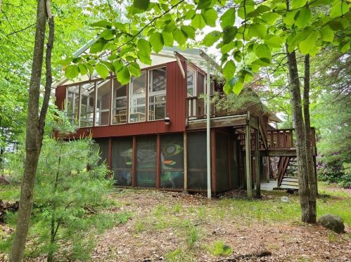 69 Nottingham Gate Rd, Rock Hill, NY 12775-6507