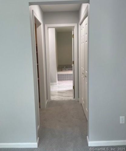 1200 Cornerstone Ct, Cheshire CT  06410-1860 exterior