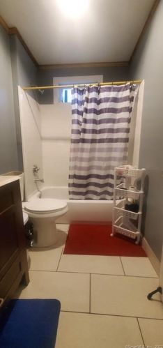 24 Bronx Ave, Bridgeport CT  06606-4663 exterior