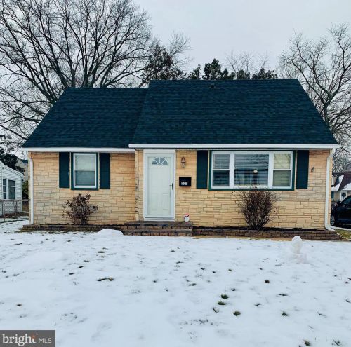 228 Richards Ave, Barrington, NJ 08007-1216