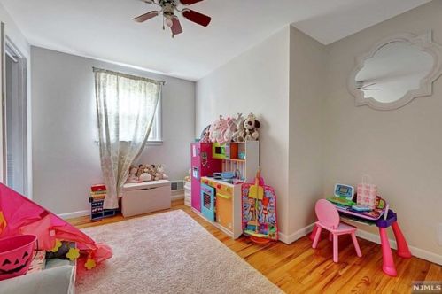 46 Delaware Ave, Dumont NJ  07628-2408 exterior