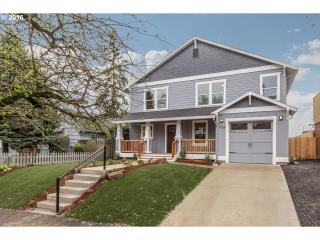 1726 Umatilla St, Portland, OR 97202-7321