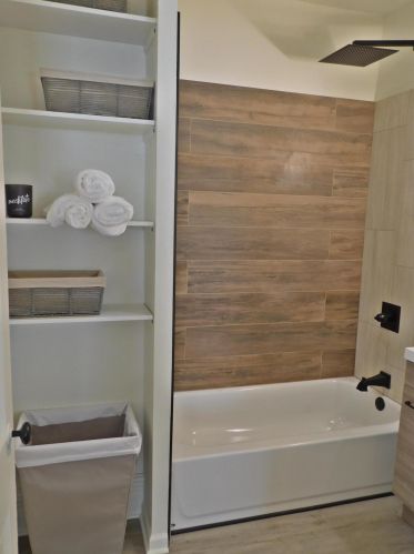 2575 Graham St, Milwaukee WI  53207-1609 exterior