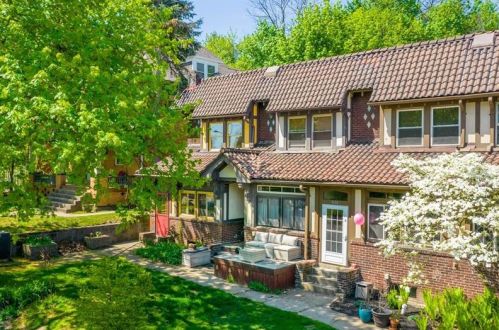 1638 Denniston St, Pittsburgh, PA 15217-1458