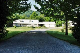 1663 Jackson Hollow Rd, Waterview, KY 42717-7790