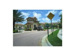 10377 32nd Ter, Miami, FL 33172-5037