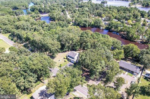 142 Split Rock Rd, Browns Mills NJ  08015-6542 exterior