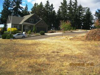 808 Northpoint Loop, Brownsville OR  97327-9783 exterior
