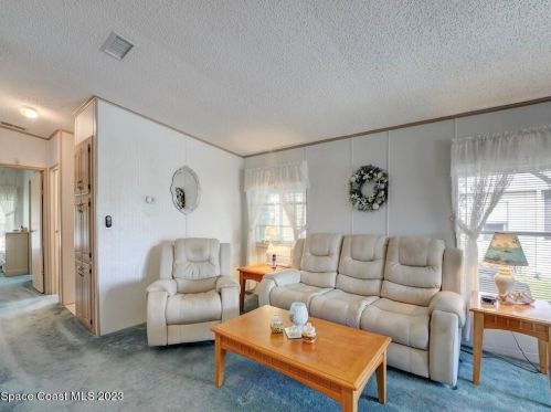 7574 Cedar Bark Rd, Sebastian FL  32976-7747 exterior