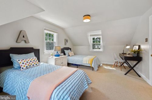 101 Marple Rd, Haverford PA  19041-1027 exterior