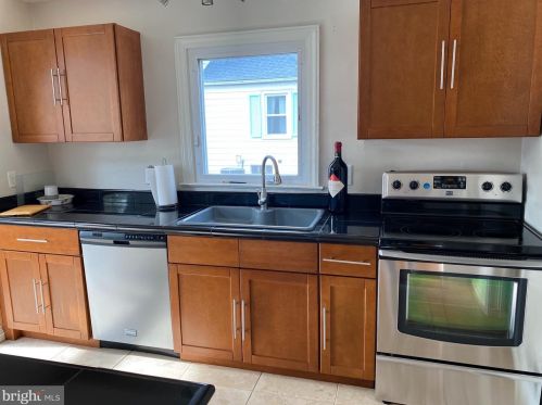 2912 Fairmont St, Falls Church VA  22042-1307 exterior