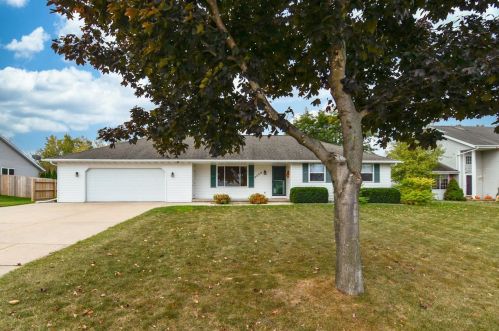 2554 Gemini Rd, Green Bay, WI 54311-4608