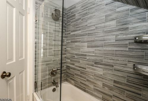 503 Cokesbury Rd, Annandale NJ  08801-2034 exterior