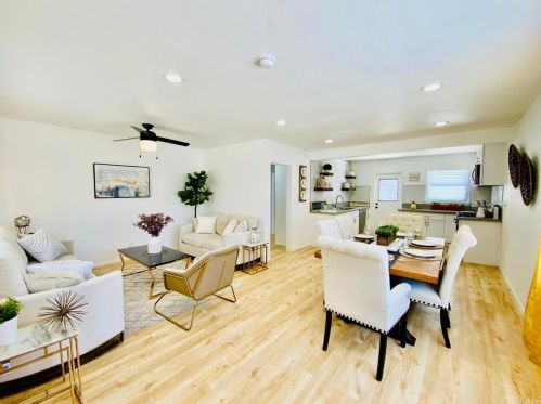9465 Garfield St, Riverside, CA 92503-3709