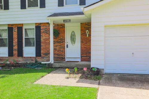 1295 White Oak Rd, Amelia OH  45102-2520 exterior