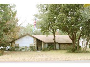 214 Pine St, Homosassa, FL 34446-4702