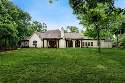 2926 Forest Vw, Richmond TX 77406-5285 exterior