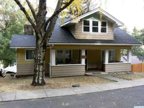 419 Upper A St, Colfax WA  99111-1623 exterior