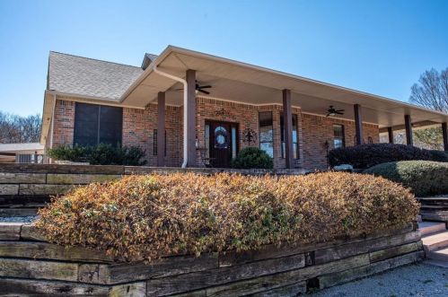 9 Hickory Crossing Ln, Argyle, TX 76226-5047