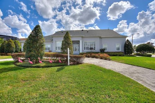 327 Cruisers Dr, Polk City, FL 33868-5128