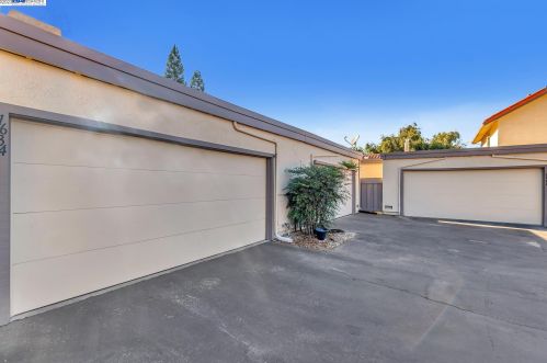 1634 Calle Santa Anna, Pleasanton CA  94566-5927 exterior