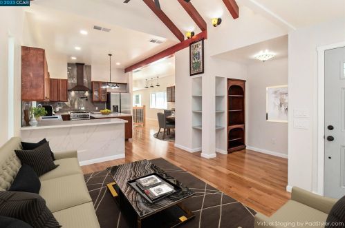 80 Canyon Lake Dr, Port Costa, CA