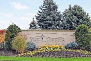 231 Altessa Blvd, Huntington Station, NY 11747-5228