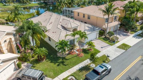 3471 177 Ave, Hollywood FL 33029-1672 exterior