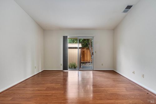 2013 Waltzer Rd, Santa Rosa CA  95403-1827 exterior