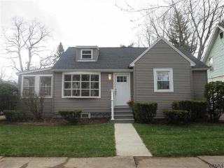 16 Irving Rd, Schenectady NY  12302-2402 exterior