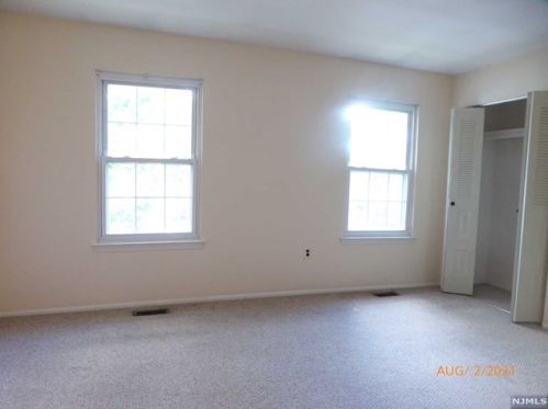 122 Gettysburg Way, Lincoln Park NJ  07035-1838 exterior