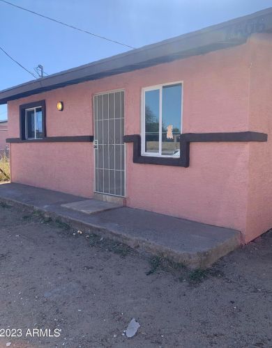 4606 15th Ave, Phoenix AZ  85015-4204 exterior