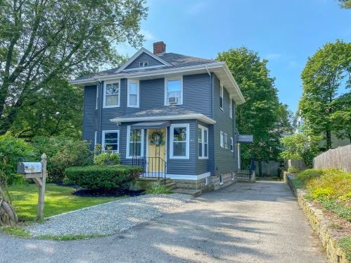 240 Kendall St, Walpole, MA 02081-3543