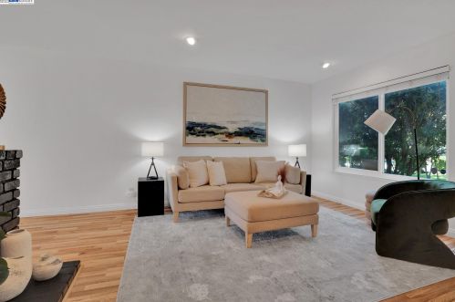 1584 Schenone Ct, Concord CA  94521-5297 exterior