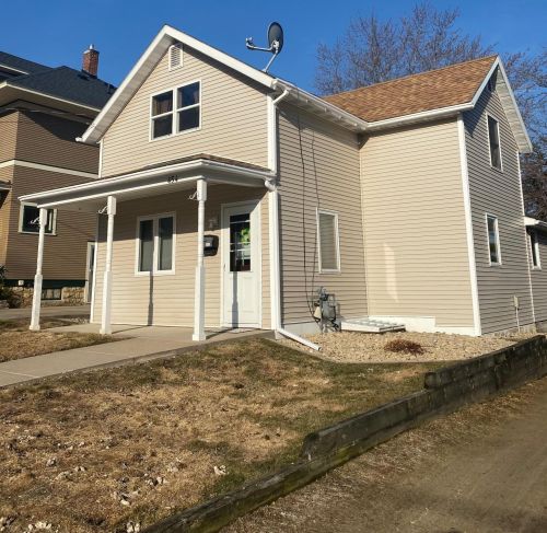 454 10th St, Red Wing, MN 55066-3455