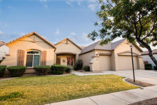 2185 San Carlos Pl, Chandler, AZ 85249-3277