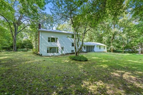 219 Mile Creek Rd, Lyme CT  06371-1812 exterior