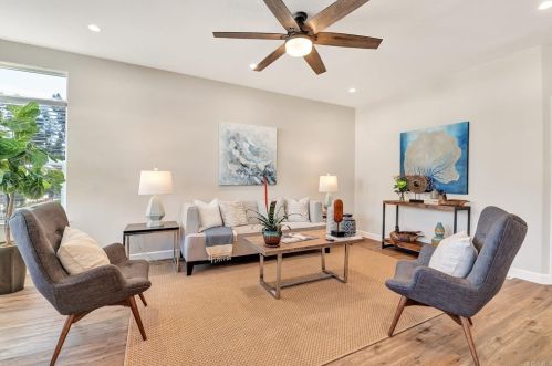 3340 Don Tomaso Dr, Carlsbad CA  92010-3951 exterior