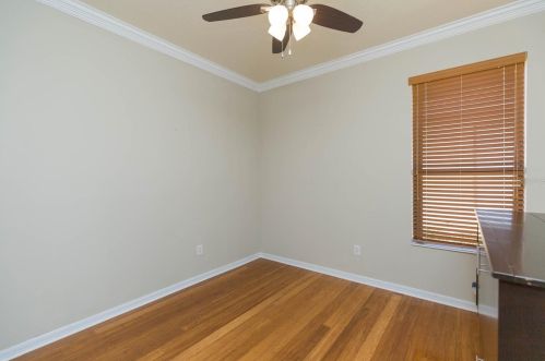 307 Cedar Falls Dr, Ruskin FL  33572-3118 exterior