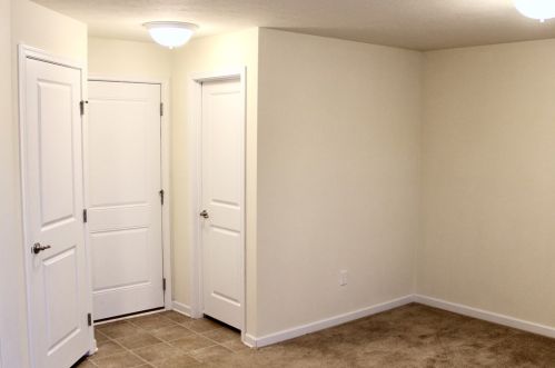 1966 Georgetown Dr, Sewickley PA  15143-6504 exterior