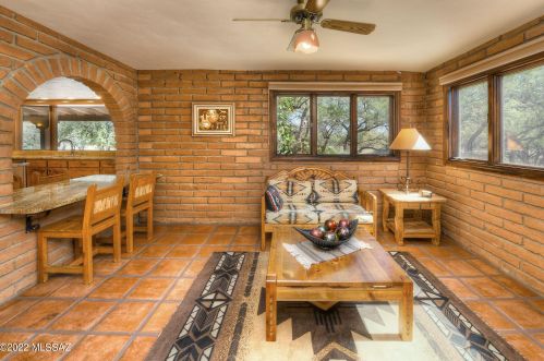 3980 Homestead Ave, Tucson, AZ 85749-9516